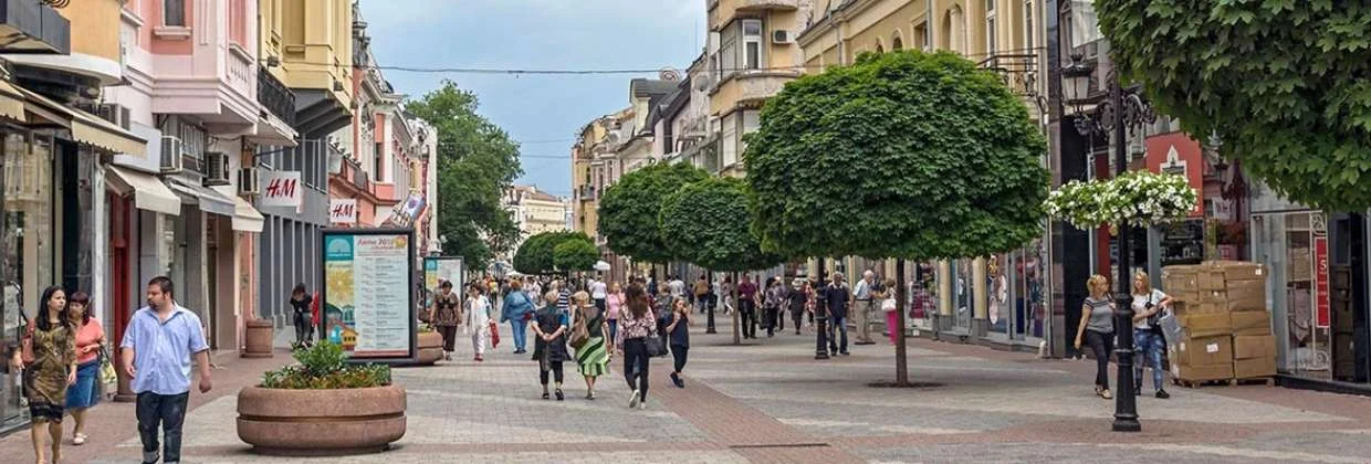 Ръст в броя сделки през първите шест месеца на годината